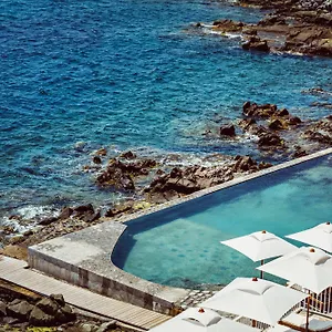 5* Hotel Les Roches Rouges, A Beaumier